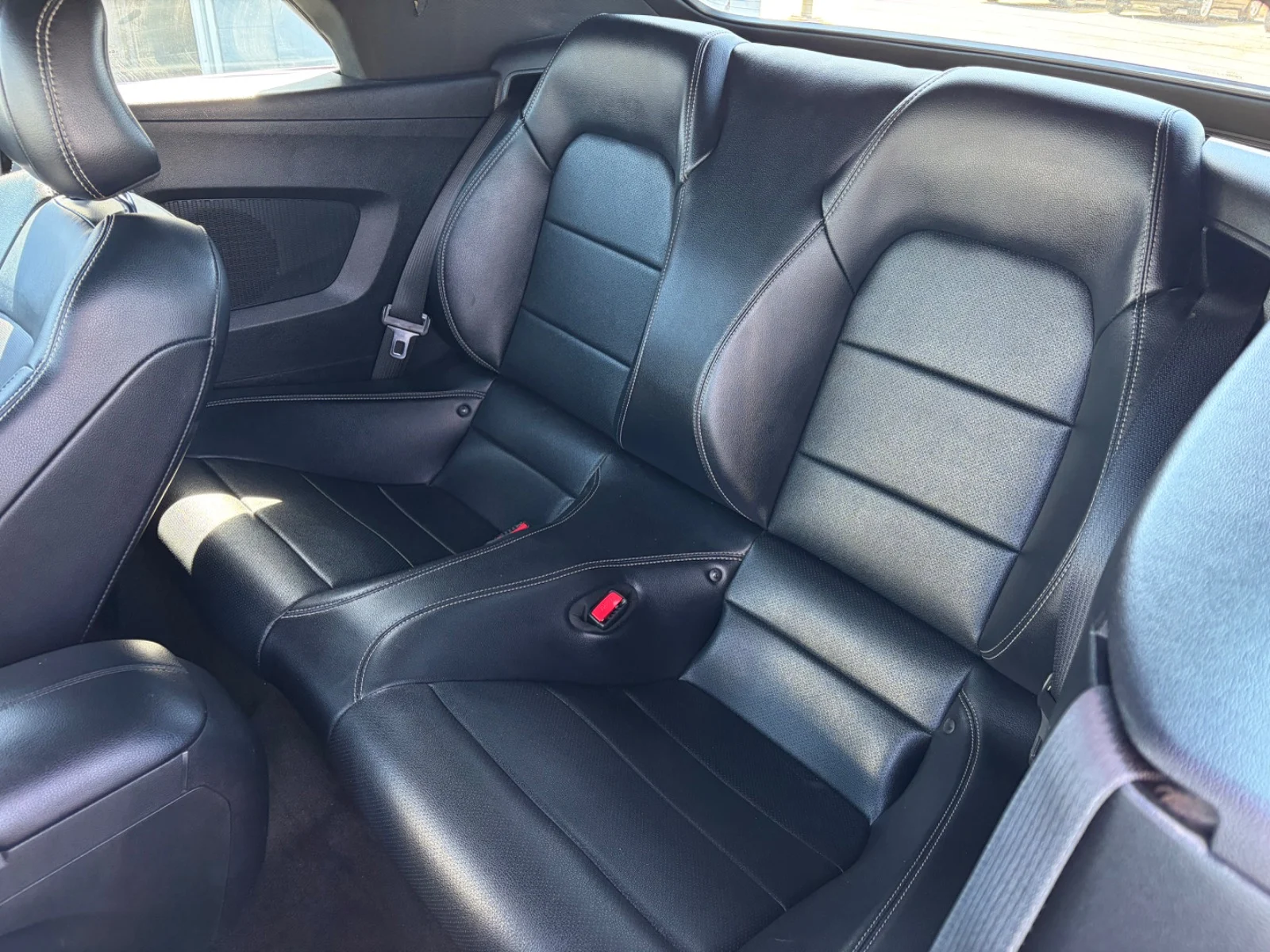 2016 FORD Mustang I4 Convertible