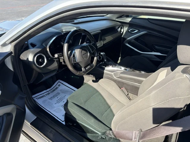 2017 CHEVROLET Camaro 1LT