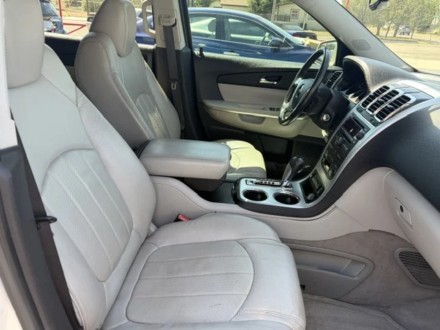 2010 GMC Acadia SLT-2