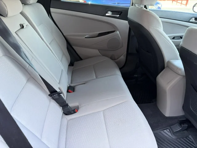 2019 HYUNDAI Tucson SE