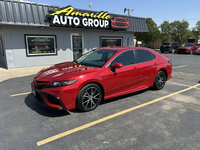 2022 TOYOTA Camry SE