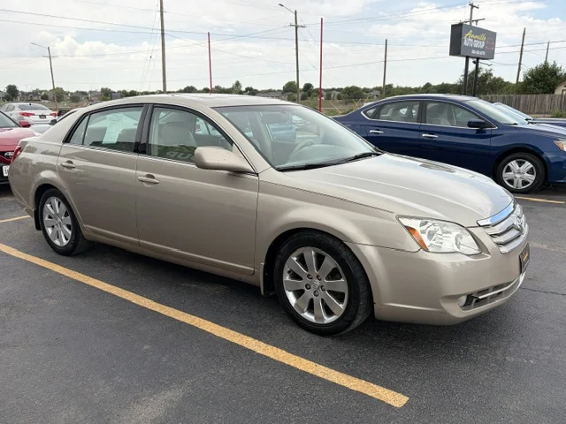 2006 TOYOTA Avalon