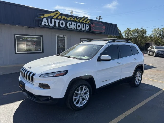 2017 JEEP Cherokee Latitude, Longitude, North
