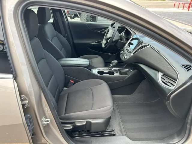 2023 CHEVROLET Malibu LT (1LT)
