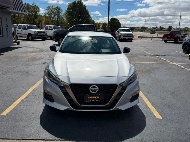2021 NISSAN Altima SR