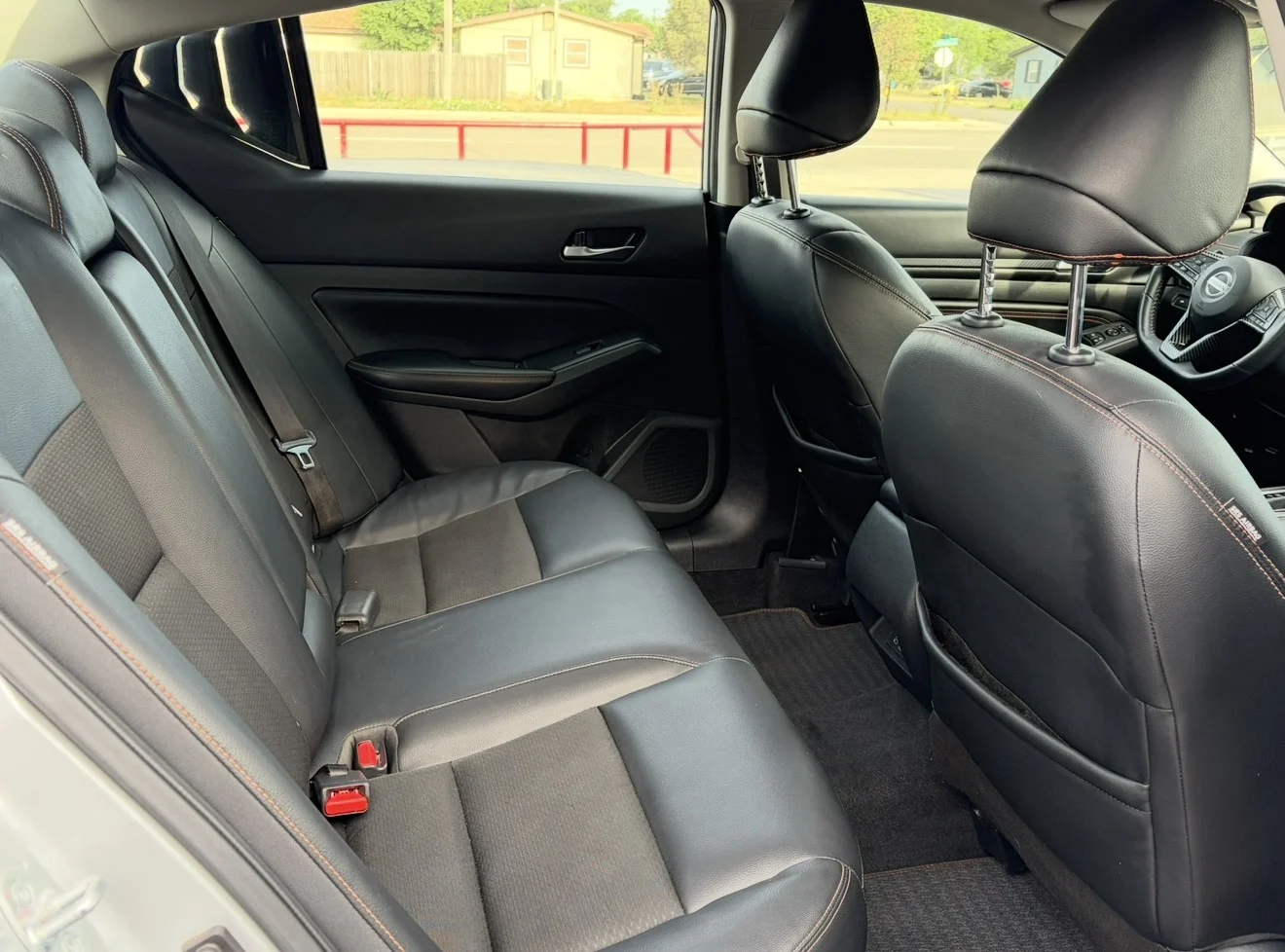 2021 NISSAN Altima SR