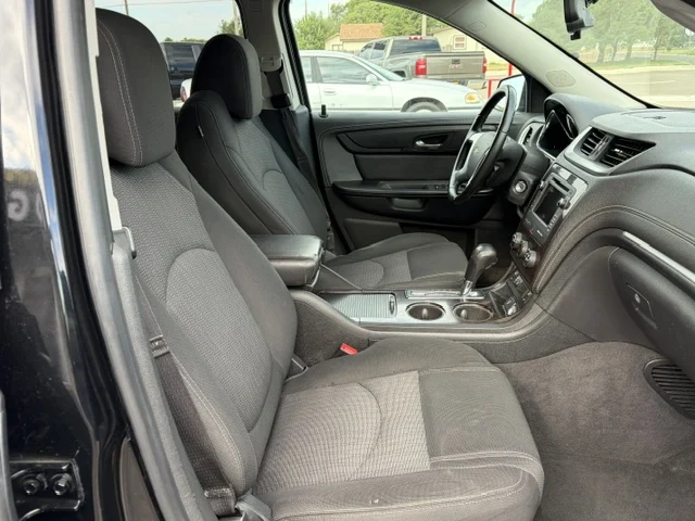 2017 CHEVROLET Traverse 1LT